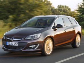 Фотографии модельного ряда Opel Astra универсал